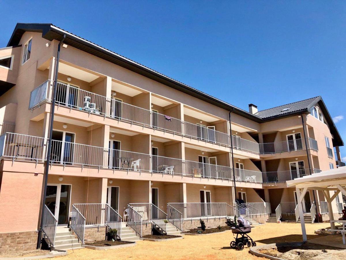 Family Hotel Gribovka Ngoại thất bức ảnh