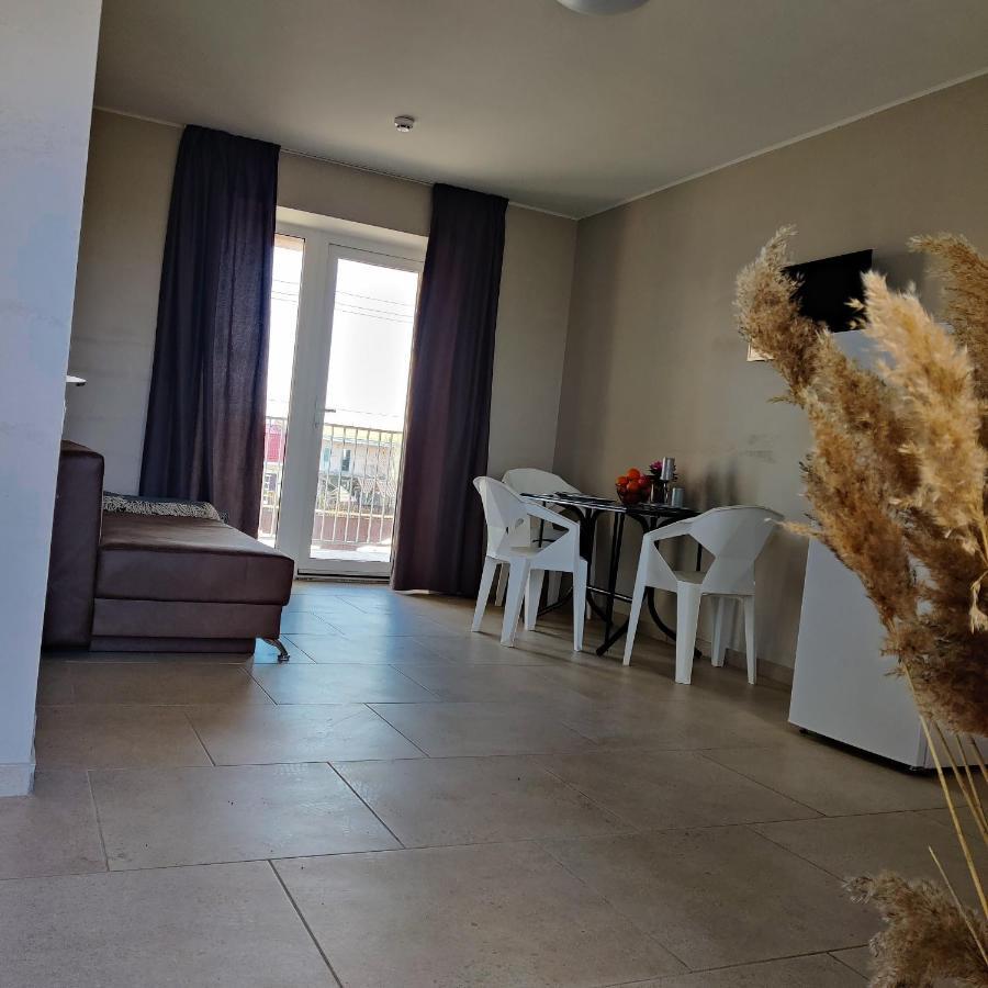 Family Hotel Gribovka Ngoại thất bức ảnh