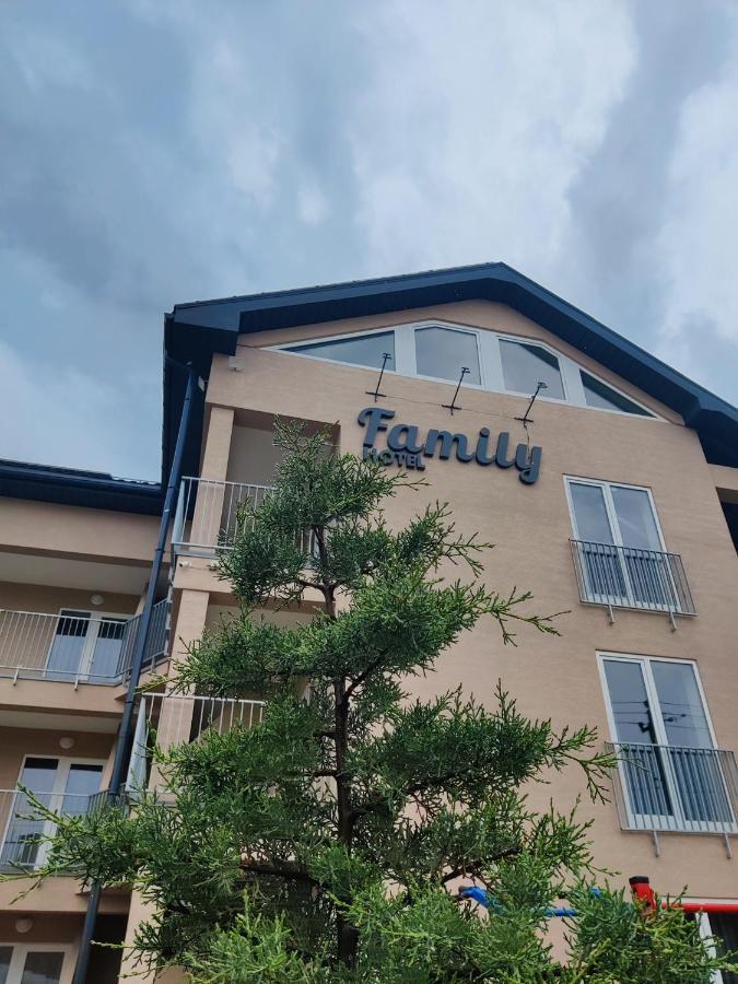 Family Hotel Gribovka Ngoại thất bức ảnh